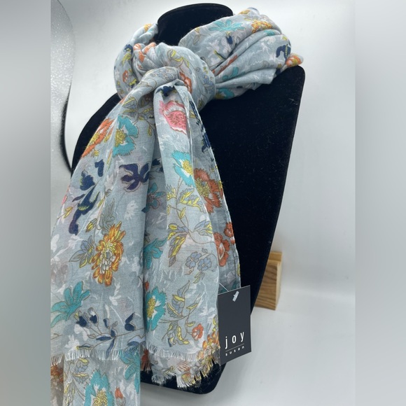 Joy Susan floral scarf - Picture 4 of 4